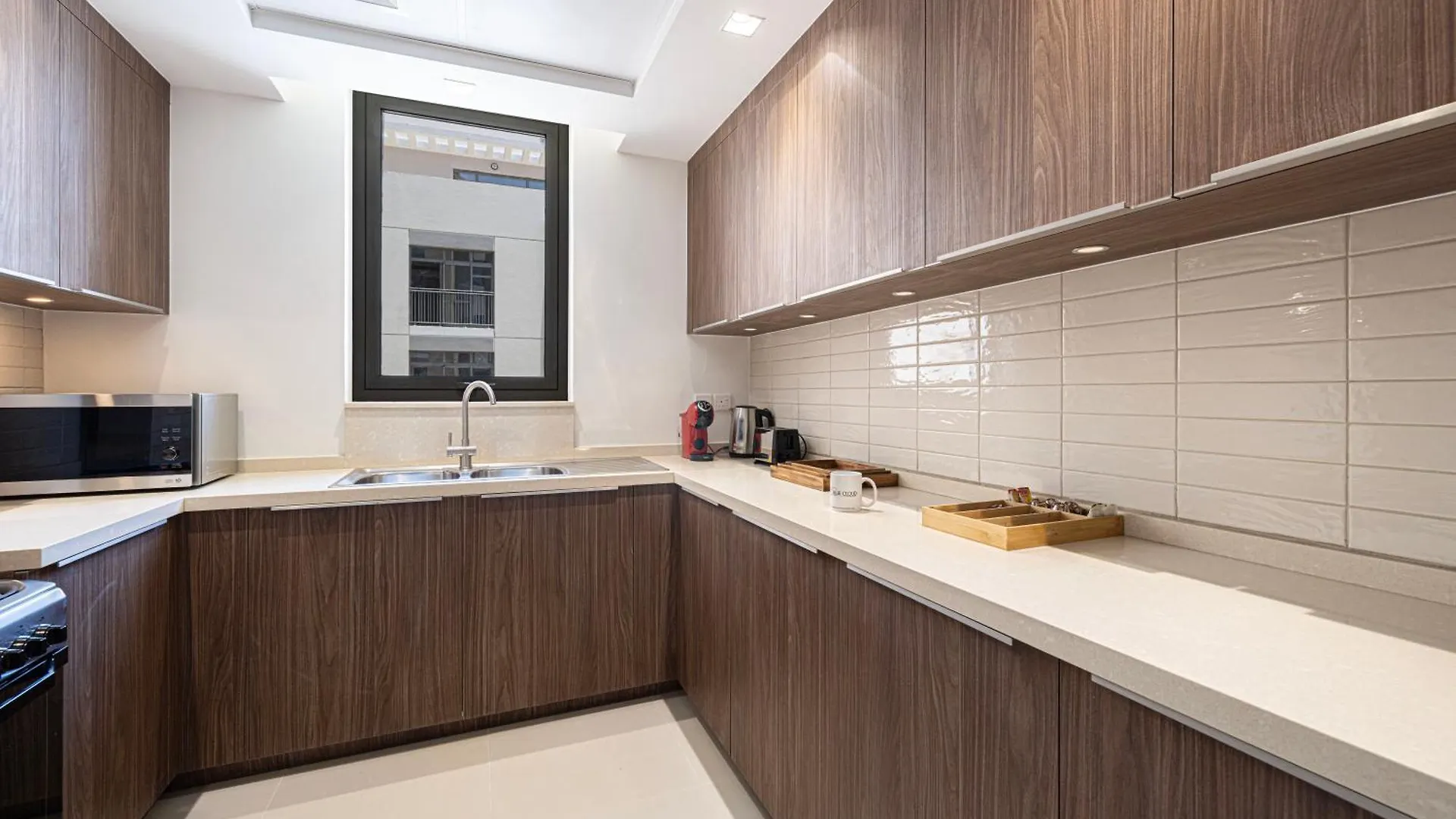 2 Bedroom Boho Nest By Blue Cloud Holidays Sharjah 0*,